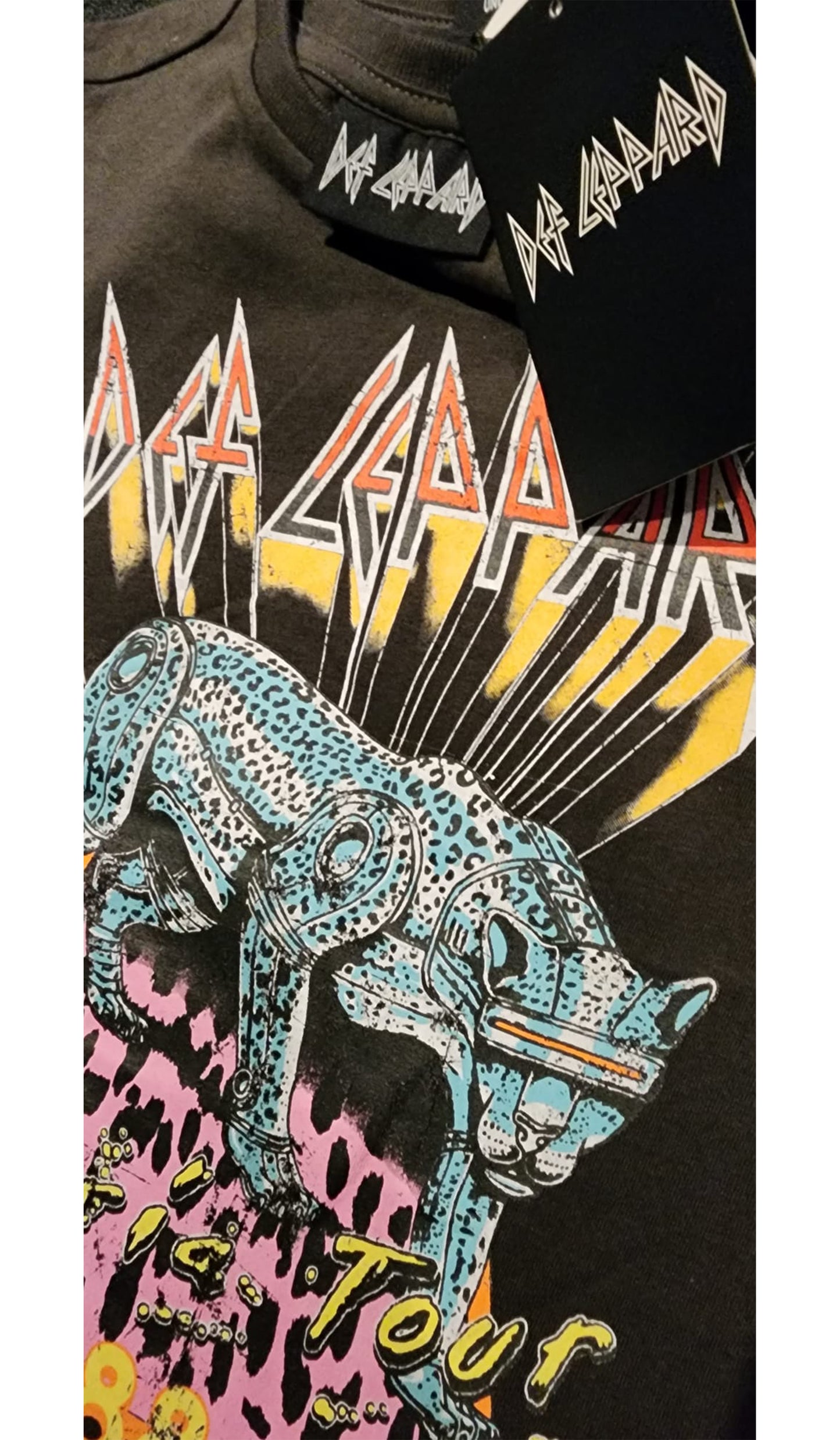 Def Leppard Japan ’88 Tour Tee Vintage Style - Officially Licensed Kids T Shirt