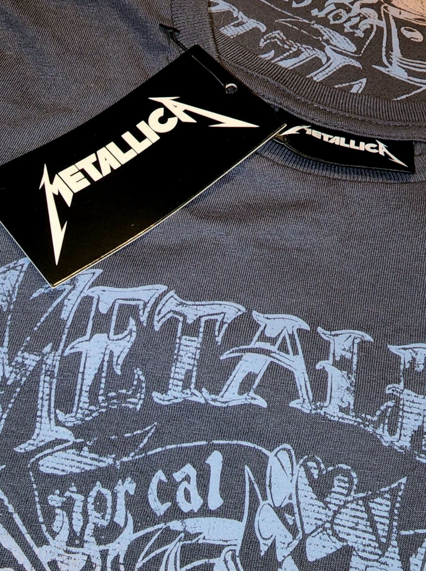 Metallica Gradient Shield Official Tee - Licensed Vintage style T shirt